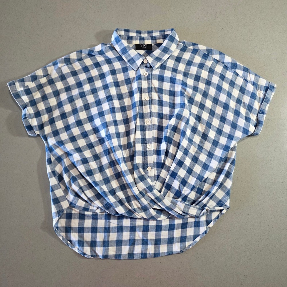 VICI Blue White Gingham Plaid Twist Front Button Down Shirt Small